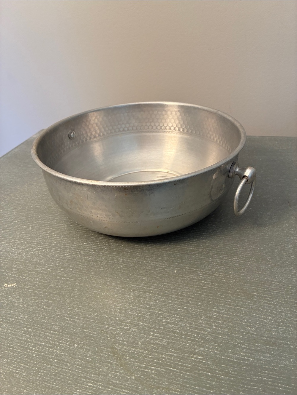 Vintage Nasco Aluminum Bowl 8 Inch Diameter 3-1/4" High Dual Side Handles